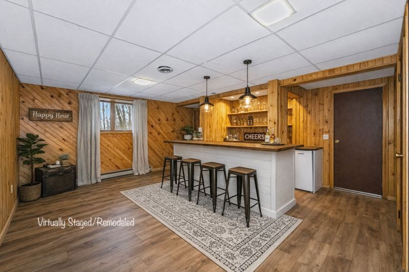 Amazing Opportunity Awaits! - 3 Bed/ 2.5 Bath Spacious Colonial on 1.5 Acres in the Award-Winning Voorheesville School District. property image