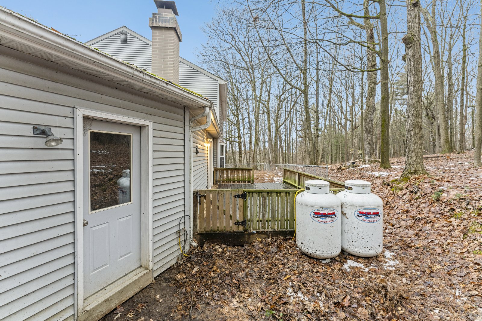 Amazing Opportunity Awaits! - 3 Bed/ 2.5 Bath Spacious Colonial on 1.5 Acres in the Award-Winning Voorheesville School District. property image