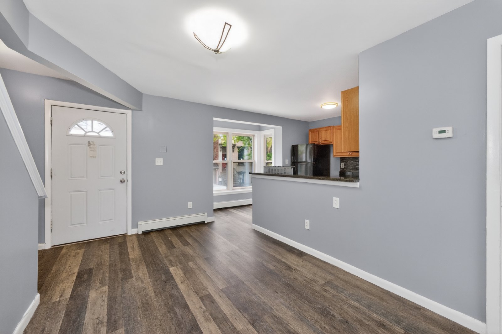Beautiful, Modern, Townhome with Garden Apartment in the Ten Broeck Triangle of Albany property image