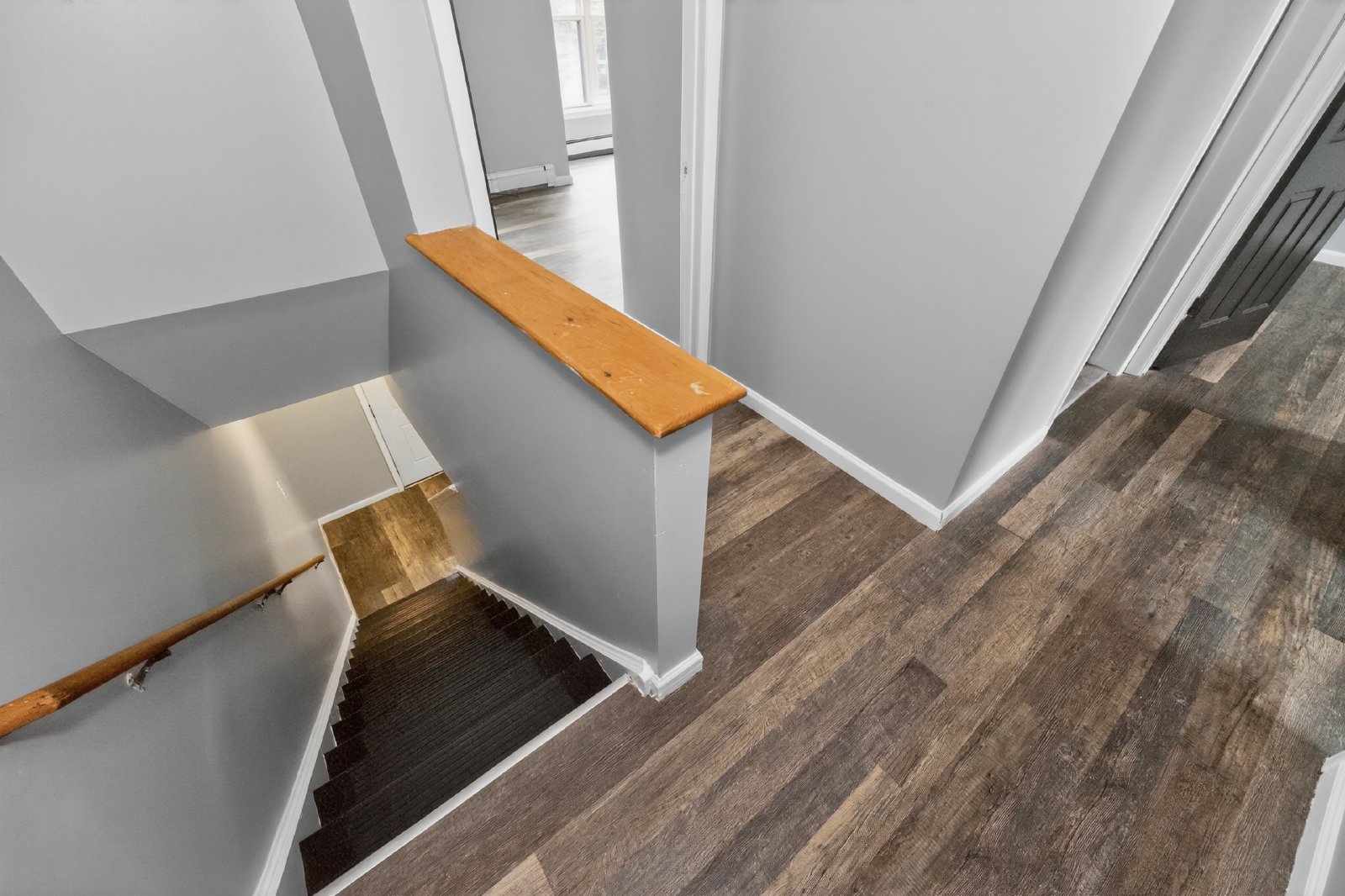 Beautiful, Modern, Townhome with Garden Apartment in the Ten Broeck Triangle of Albany property image