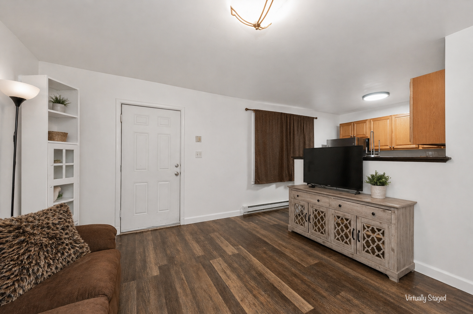 Beautiful, Modern, Townhome with Garden Apartment in the Ten Broeck Triangle of Albany property image