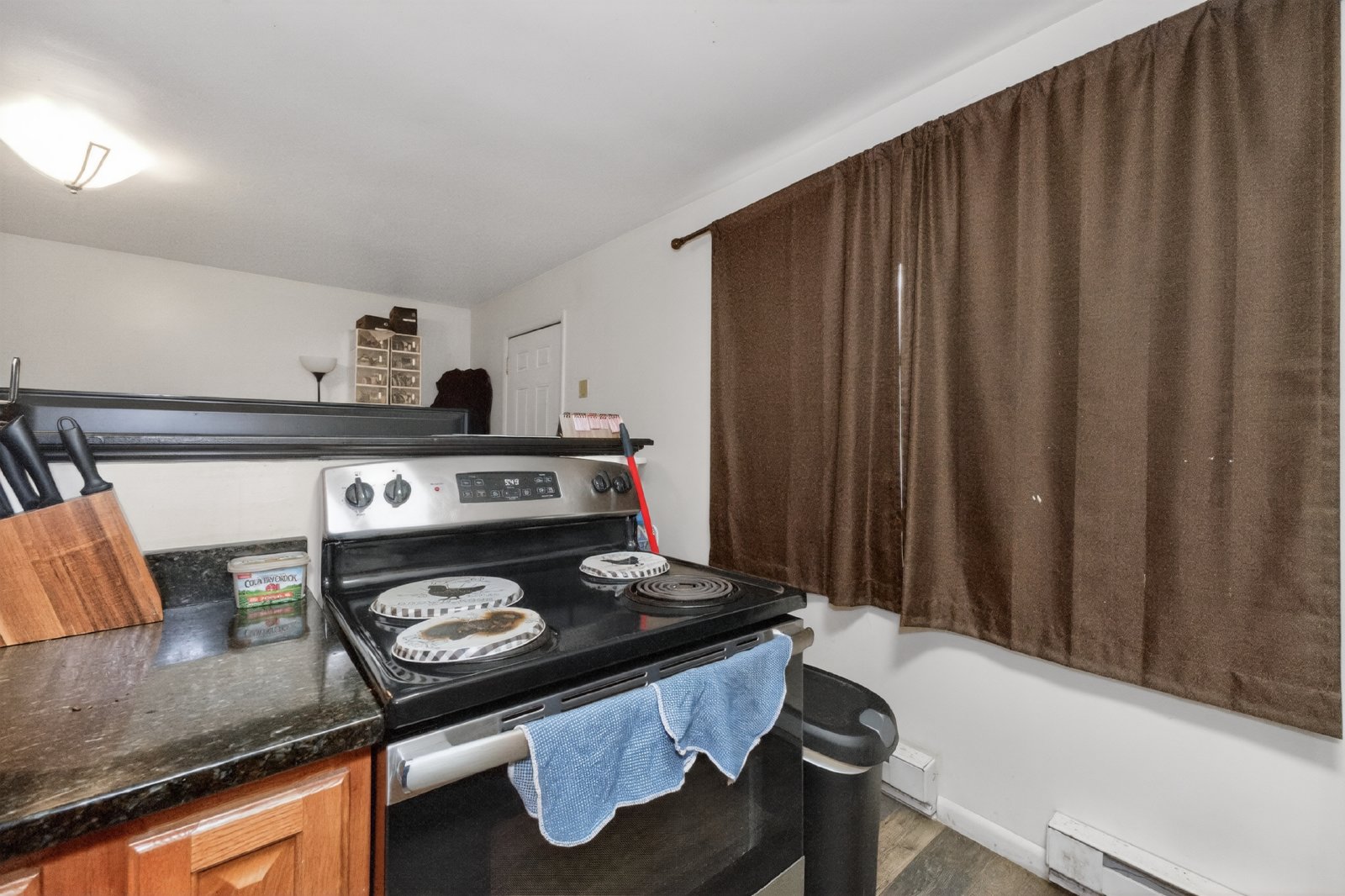 Beautiful, Modern, Townhome with Garden Apartment in the Ten Broeck Triangle of Albany property image