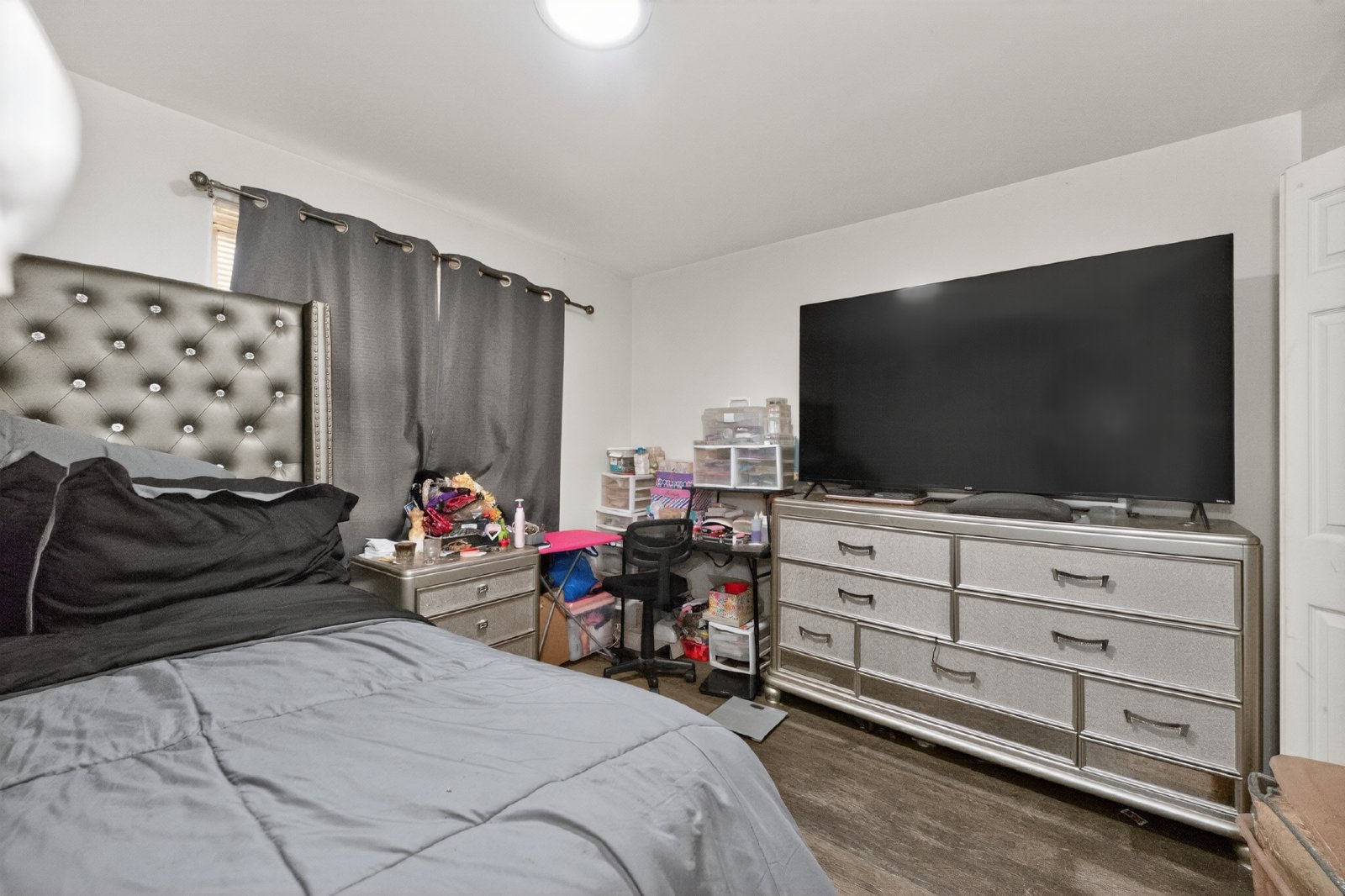 Beautiful, Modern, Townhome with Garden Apartment in the Ten Broeck Triangle of Albany property image