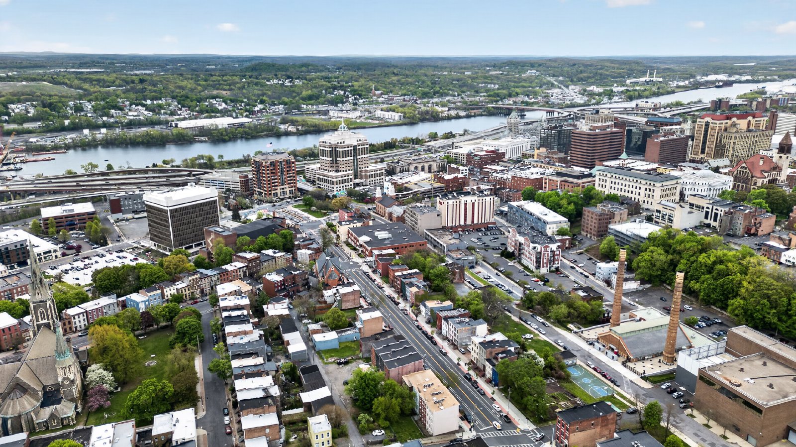 Beautiful, Modern, Townhome with Garden Apartment in the Ten Broeck Triangle of Albany property image