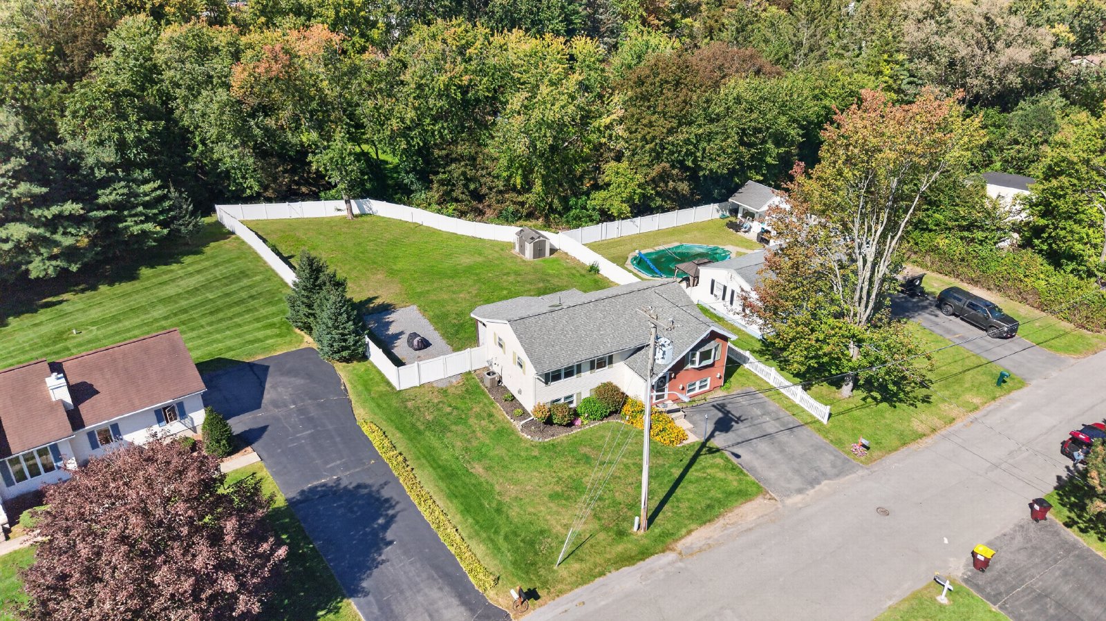 Spacious Wynantskill Home with Expansive Private Backyard & Flexible Living Space, and New Roof property image