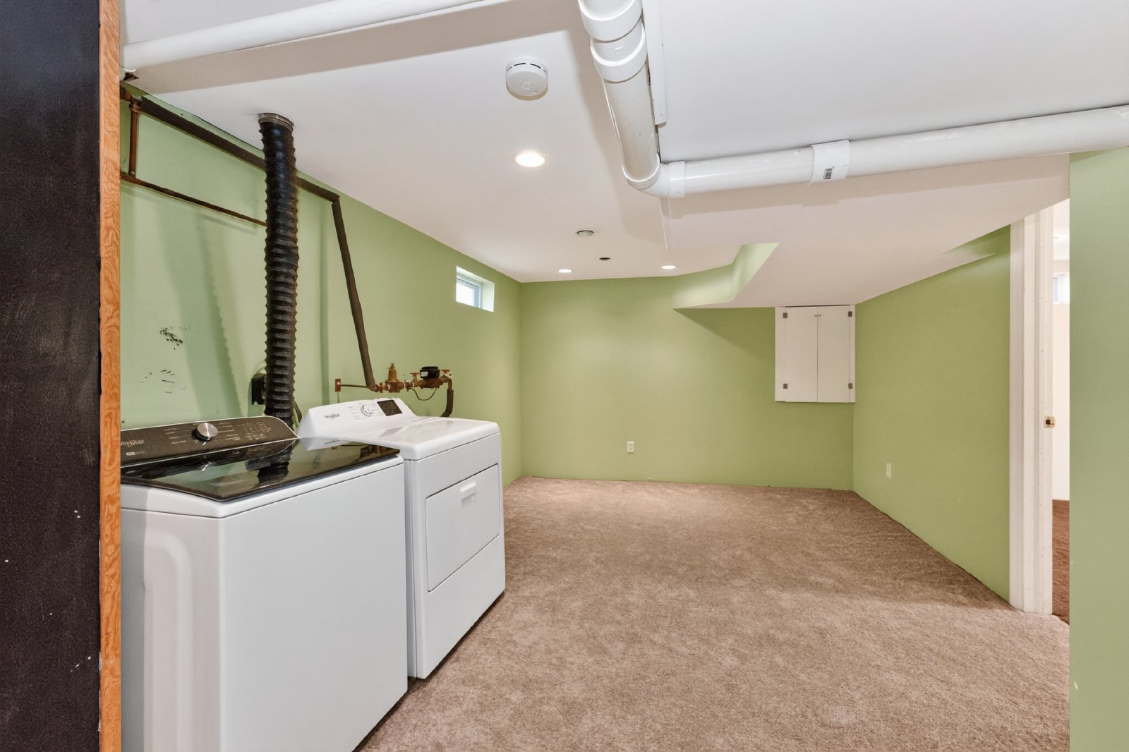 Spacious Wynantskill Home with Expansive Private Backyard & Flexible Living Space, and New Roof property image