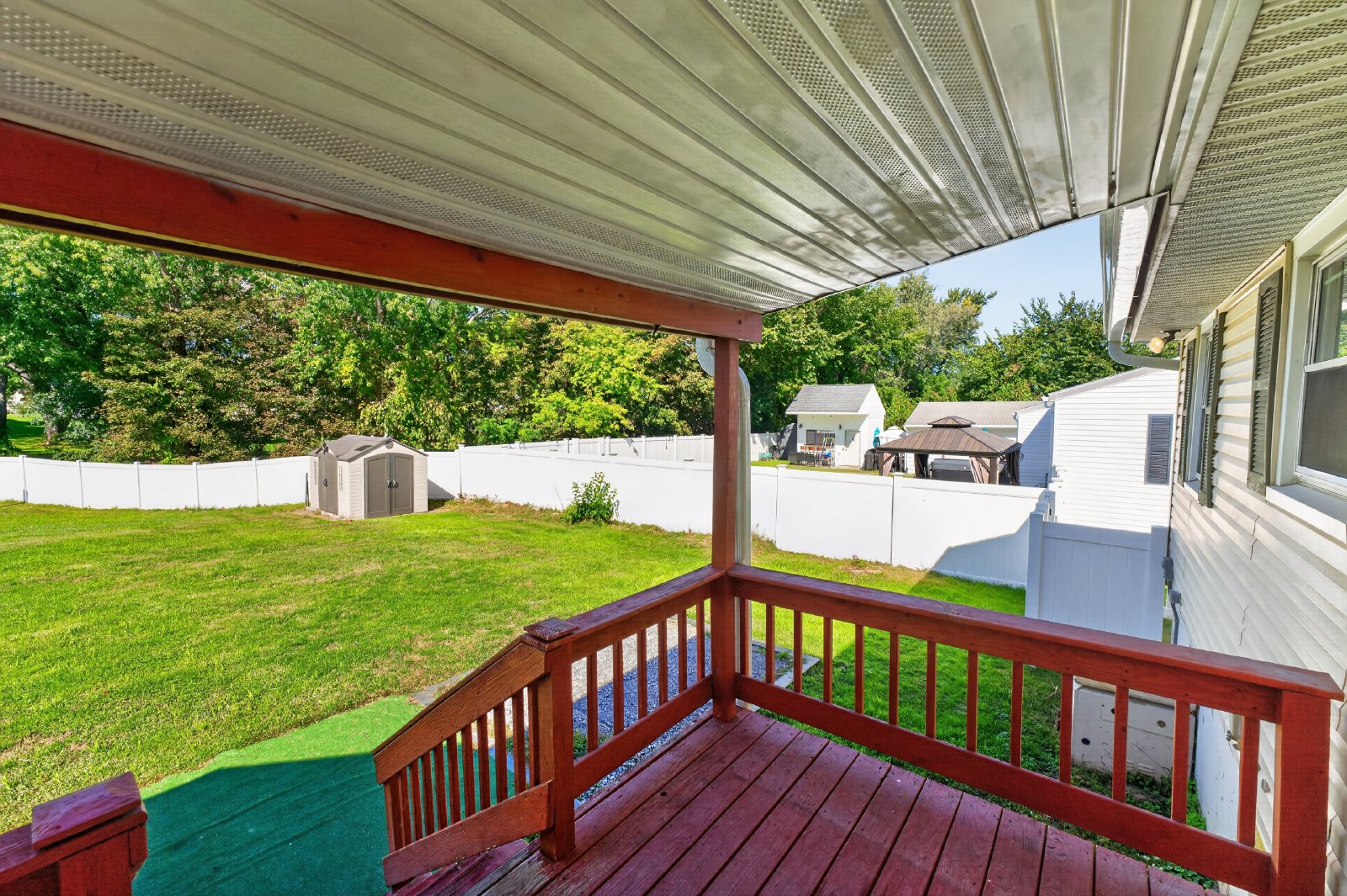 Spacious Wynantskill Home with Expansive Private Backyard & Flexible Living Space, and New Roof property image