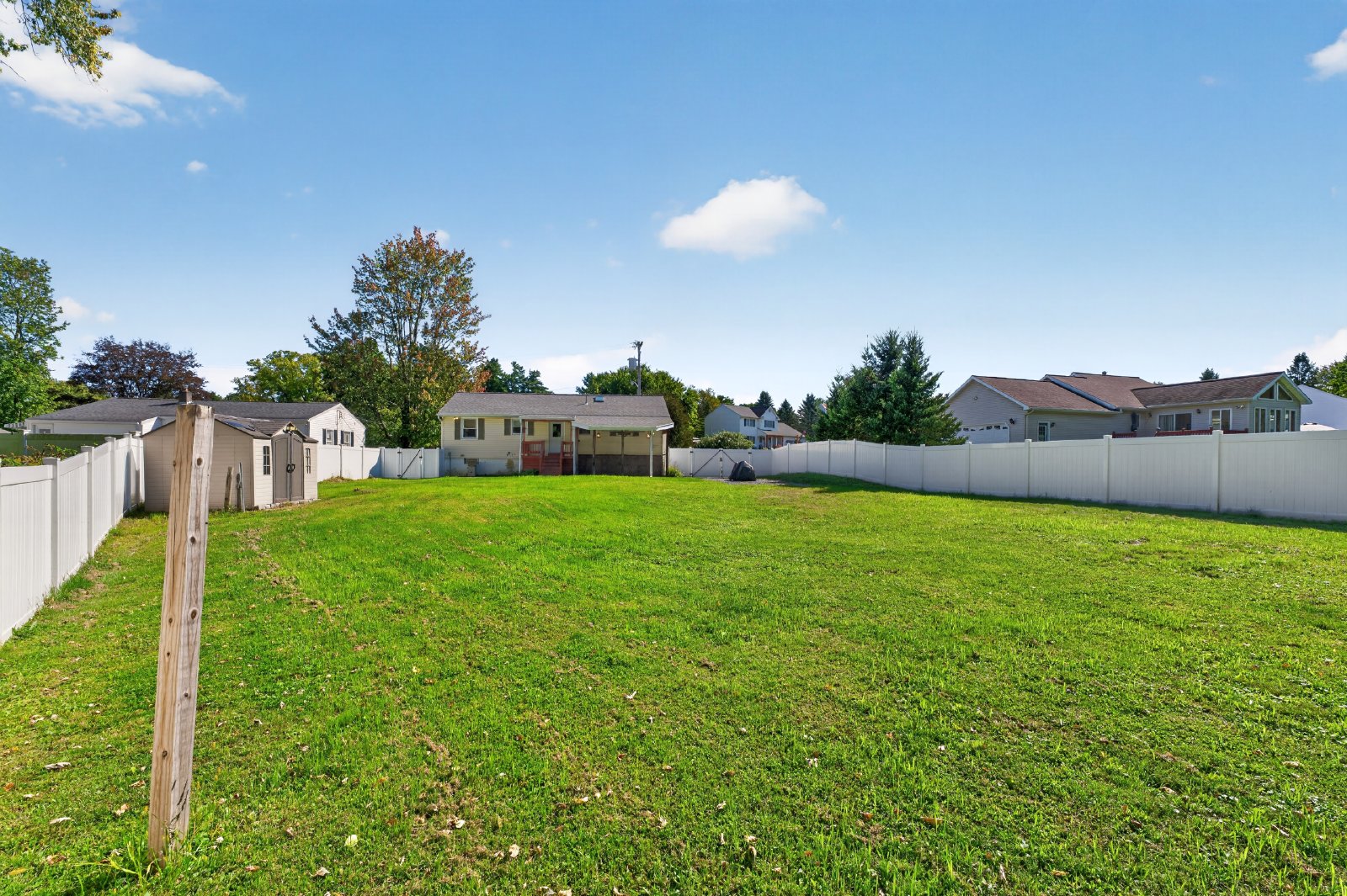 Spacious Wynantskill Home with Expansive Private Backyard & Flexible Living Space, and New Roof property image
