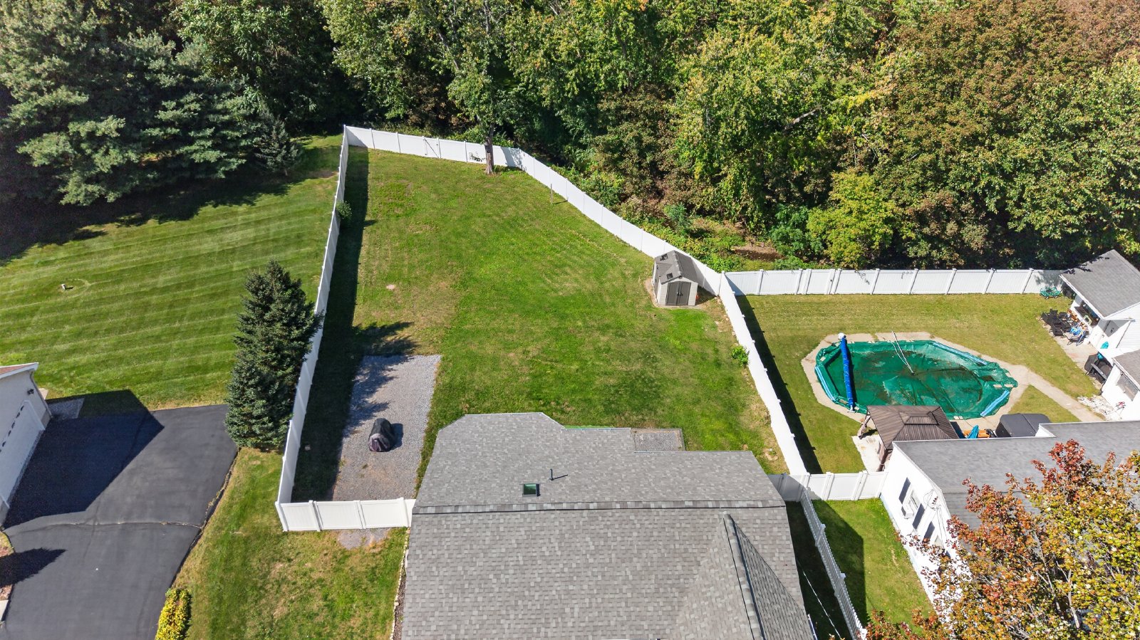 Spacious Wynantskill Home with Expansive Private Backyard & Flexible Living Space, and New Roof property image